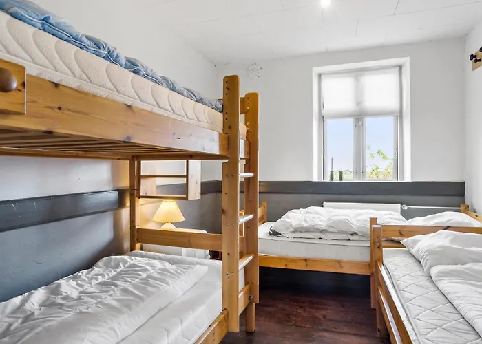 4 Bedroom Gorgeous In Casa de Férias Vestervig