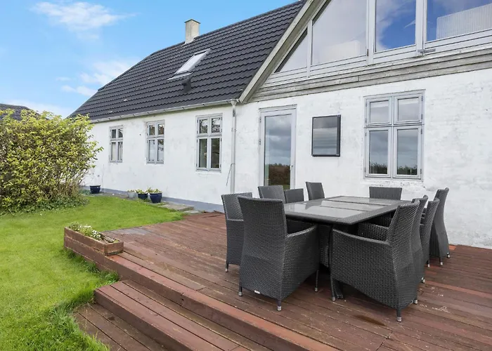 4 Bedroom Gorgeous In Vestervig